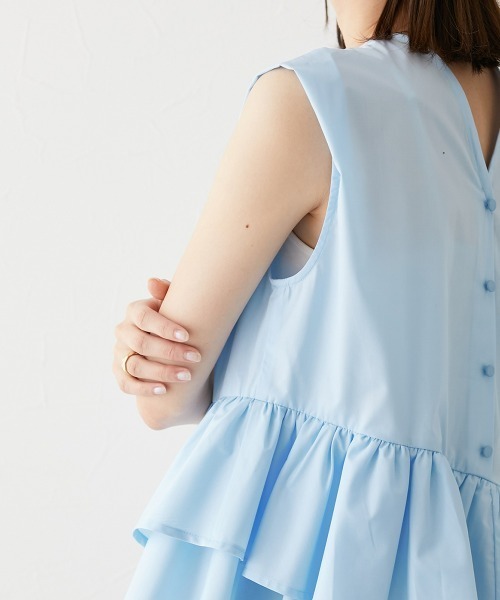 nissen(ニッセン)の「前後2WAY裾ボリュームフリルノースリーブシャツ(シャツ/ブラウス・レディース・ブラック/オフホワイト/サックスブルー・LL/M/L)」の16枚目の写真