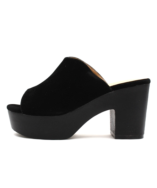 Chico（チコ）の「スエードサボ（サンダル・レディース・グレー/ベージュ/ブラック・LARGE/MEDIUM/SMALL）」の4枚目の写真