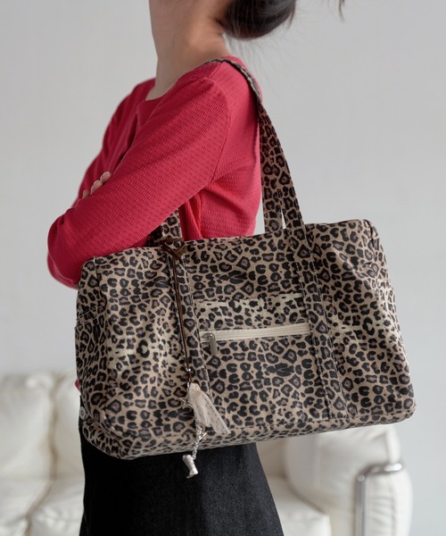 SPADACINI　ヒョウ柄レオパード　ボストンバック SPADACINI ヒョウ柄レオパード ボストンバック