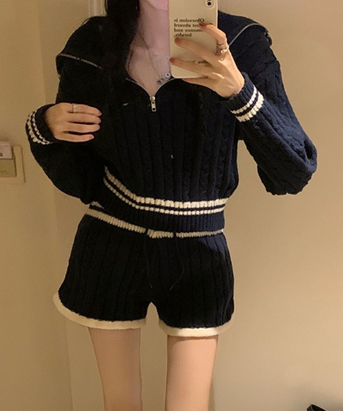 GLAMOROUS JANE(グラマラスジェーン)の「ケーブル編みセーラーカラーニット×ショートパンツセットアップ(セットアップ・レディース・オフホワイト/ネイビー・FREE)」の17枚目の写真