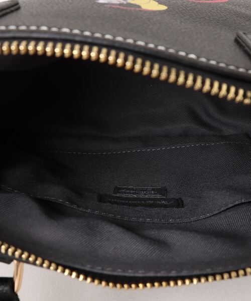 Disney（ディズニー）の「ディズニー ヴィランズ / トラペーズショルダーバッグ（ショルダーバッグ・レディース・パープル/シルバー/ブラック・FREE）」の22枚目の写真