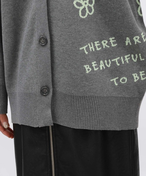 LAKOLE（ラコレ）の「ラフタッチVネックジャガードカーディガン/149361（カーディガン/ボレロ・レディース・ブラウン/ベージュ/チャコール・FREE）」の22枚目の写真