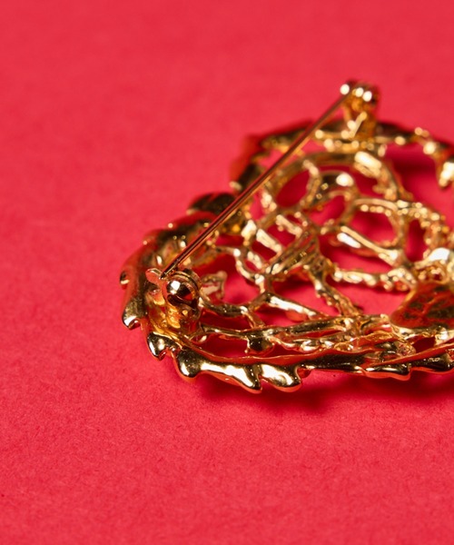 manana suerte（マニャーナスエルテ）の「リーフハートブローチ（ブローチ/コサージュ・レディース・ゴールド・FREE）」の5枚目の写真