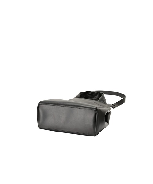 ZUCCa（ズッカ）の「ラウンディッシュBAG / バッグ / (O)（ショルダーバッグ・レディース・レッド/ブラック/シルバー・FREE）」の9枚目の写真