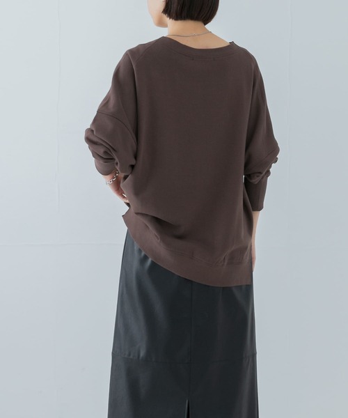 URBAN RESEARCH(アーバンリサーチ)の「裏毛ルーズスウェット(Tシャツ/カットソー・レディース・ピンク/ホワイト/ブラウン・FREE)」の6枚目の写真