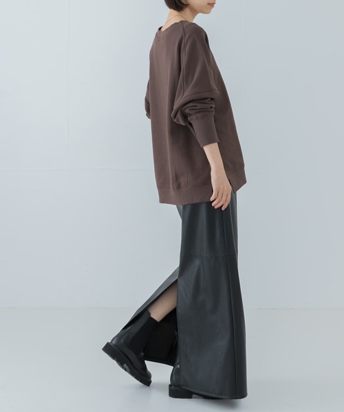 URBAN RESEARCH(アーバンリサーチ)の「裏毛ルーズスウェット(Tシャツ/カットソー・レディース・ピンク/ホワイト/ブラウン・FREE)」の9枚目の写真