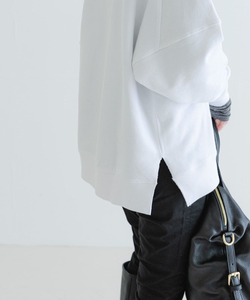 URBAN RESEARCH(アーバンリサーチ)の「裏毛ルーズスウェット(Tシャツ/カットソー・レディース・ピンク/ホワイト/ブラウン・FREE)」の11枚目の写真