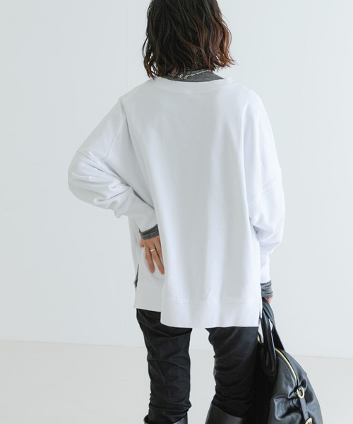 URBAN RESEARCH(アーバンリサーチ)の「裏毛ルーズスウェット(Tシャツ/カットソー・レディース・ピンク/ホワイト/ブラウン・FREE)」の14枚目の写真