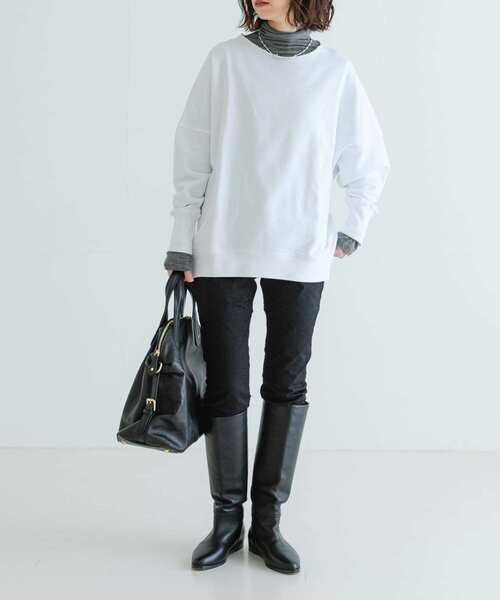 URBAN RESEARCH(アーバンリサーチ)の「裏毛ルーズスウェット(Tシャツ/カットソー・レディース・ピンク/ホワイト/ブラウン・FREE)」の16枚目の写真