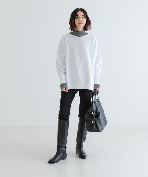 URBAN RESEARCH(アーバンリサーチ)の「裏毛ルーズスウェット(Tシャツ/カットソー・レディース・ピンク/ホワイト/ブラウン・FREE)」の17枚目の写真