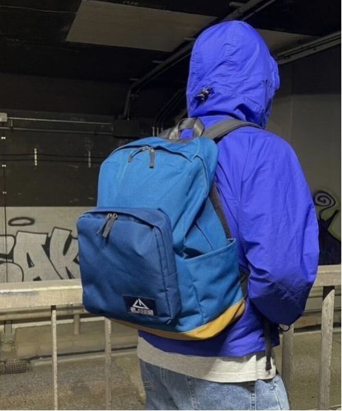 GLAZOS（グラソス）の「【大人向けサイズあり】バックパック（バックパック/リュック・キッズ・ブラック/ブルー/レッド/カーキ・フリー）」の3枚目の写真