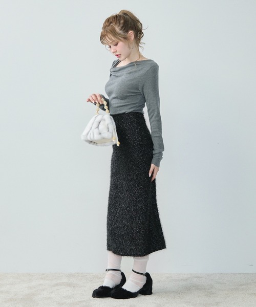 TITTY&CO.（ティティーアンドコー）の「アシンメトリードレープネックニット（ニット/セーター・レディース・チャコールグレー/キャメル・FREE）」の18枚目の写真