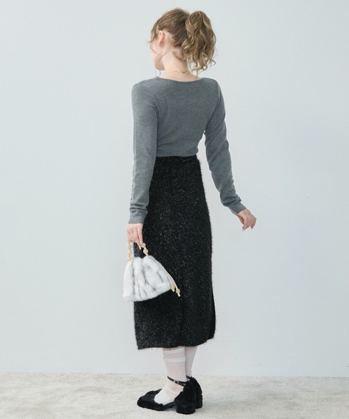 TITTY&CO.（ティティーアンドコー）の「アシンメトリードレープネックニット（ニット/セーター・レディース・チャコールグレー/キャメル・FREE）」の22枚目の写真