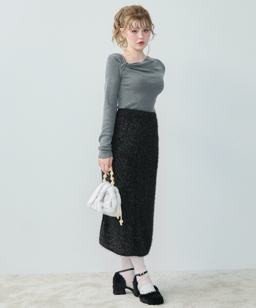 TITTY&CO.（ティティーアンドコー）の「アシンメトリードレープネックニット（ニット/セーター・レディース・チャコールグレー/キャメル・FREE）」の13枚目の写真