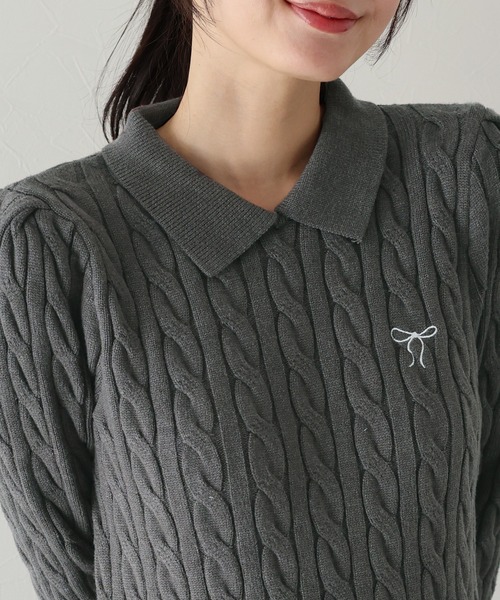 BLUEEAST(ブルーイースト)の「リボン刺繍ポロケーブルニットワンピース(ワンピース・レディース・グレー/ベージュ/ネイビー・MEDIUM)」の17枚目の写真