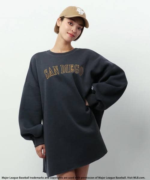 BACK TO THE FIELD（バック トゥー ザ フィールド）の「【MLB】2WAY刺しゅうロゴスウェット（ワンピース・レディース・オフホワイト/ブラック/ライトグレー・FREE）」の9枚目の写真