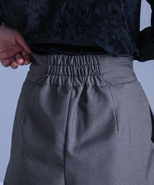 kOhAKU(コハク)の「ハイウエストタックパンツ(その他パンツ・レディース・グレー/ブラック・L~LL/S~M/3L)」の16枚目の写真