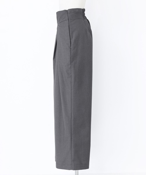 kOhAKU(コハク)の「ハイウエストタックパンツ(その他パンツ・レディース・グレー/ブラック・L~LL/S~M/3L)」の3枚目の写真