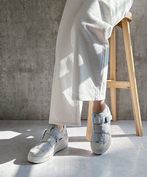 Gomu 56（ゴムゴム）の「洗える 厚底 超軽量 メッシュ スニーカー（スニーカー・レディース・ブラック/ライトグレー/キャメル・S/M/L/LL）」の14枚目の写真