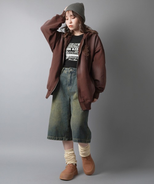 SPINNS(スピンズ)の「ヴィンテージライクロゴジップパーカー(パーカー・メンズ・ブラック/ブルー/ブラウン・ONESIZE)」の19枚目の写真