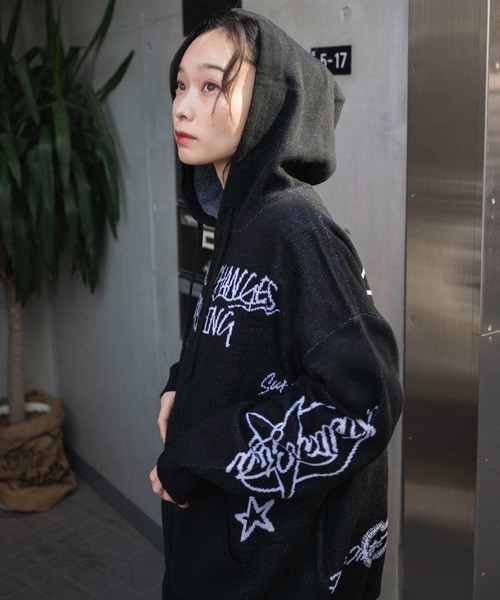 WEGO（ウィゴー）の「WEGO/ジャガードグラフィックニットZIPパーカー（カーディガン/ボレロ・メンズ・ブラック/ホワイト・MEDIUM/LARGE）」の2枚目の写真