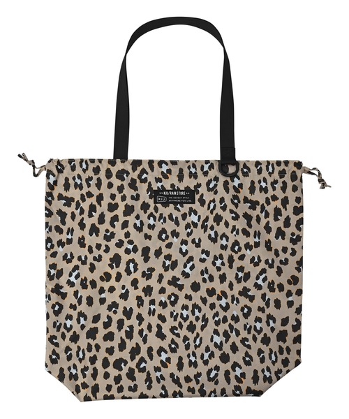 KiU（キウ）の「キウ ウォータープルーフ2WAYレインバッグカバー　トートバッグ (23L)（エコバッグ/サブバッグ・レディース・ミント/ブラック/ホワイト系その他/レオパード/ブルー系その他3/ブラック系その他/タイガーカモ/ホワイト系その他2/ブラック×カーキ/ベージュ系その他/アニマル/ダークパープル/ブラック系その他2/ブルー系その他2/オレンジ系その他/ホワイト系その他4/ダークグリーン系/ホワイト系その他3/パープル系その他/ベージュ系その他2/ブルー系その他・FREE）」の22枚目の写真