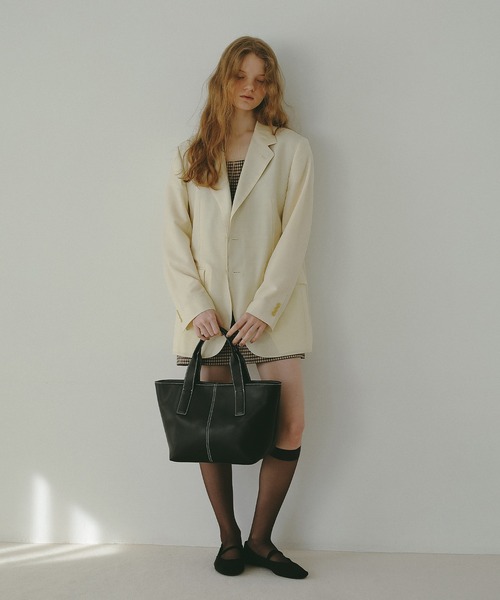 EFOLE(エフォル)の「【ZOZO限定】Smooth stitch tote bag / スムース ステッチ トートバッグ(トートバッグ・レディース・ブラック/ベージュ・FREE)」の11枚目の写真
