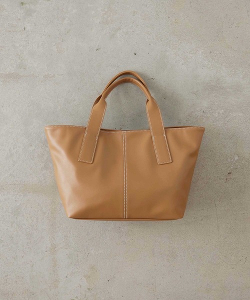 EFOLE(エフォル)の「【ZOZO限定】Smooth stitch tote bag / スムース ステッチ トートバッグ(トートバッグ・レディース・ブラック/ベージュ・FREE)」の16枚目の写真