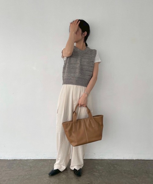 EFOLE(エフォル)の「【ZOZO限定】Smooth stitch tote bag / スムース ステッチ トートバッグ(トートバッグ・レディース・ブラック/ベージュ・FREE)」の13枚目の写真