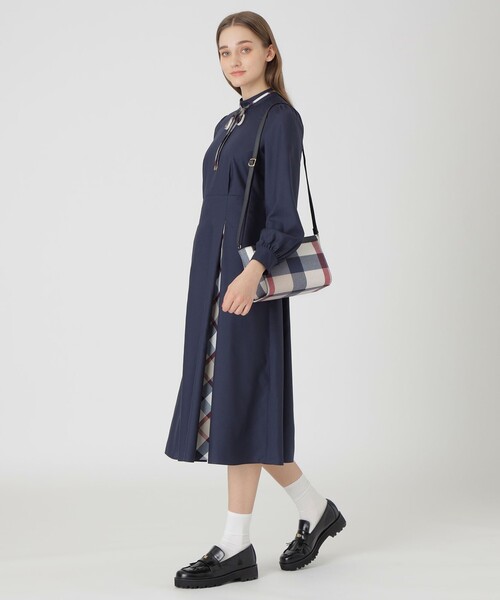 BLUE LABEL CRESTBRIDGE（ブルーレーベルクレストブリッジ）の「クレストブリッジチェックPVCミニショルダー（ショルダーバッグ・レディース・ベージュ系その他/レッド/グリーン系その他/ライトブルー・FREE）」の5枚目の写真