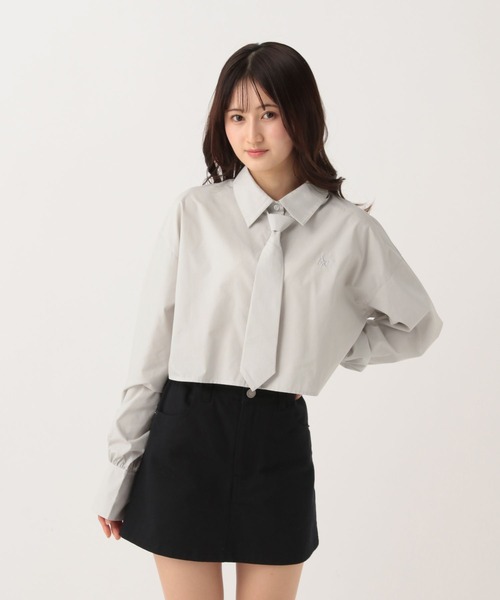 万博フランス館】スタッフ制服ホワイトTシャツとネイビーパンツセット