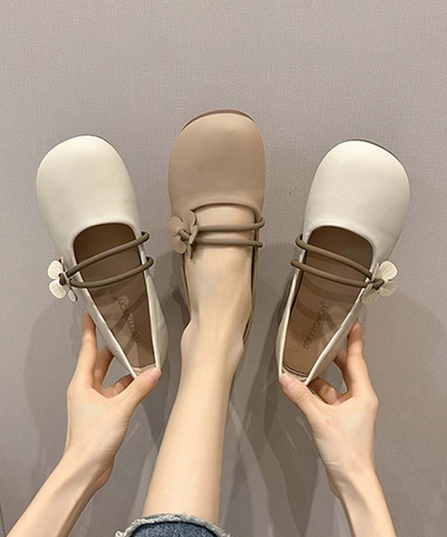 shoes365(シューズスリーシックスファイヴ)の「【shoes 365】フラワーデザインストラップフラットシューズ(スリッポン・レディース・オフホワイト/ベージュ・25.0cm/24.5cm/24.0cm/23.5cm/23.0cm/22.5cm)」の10枚目の写真