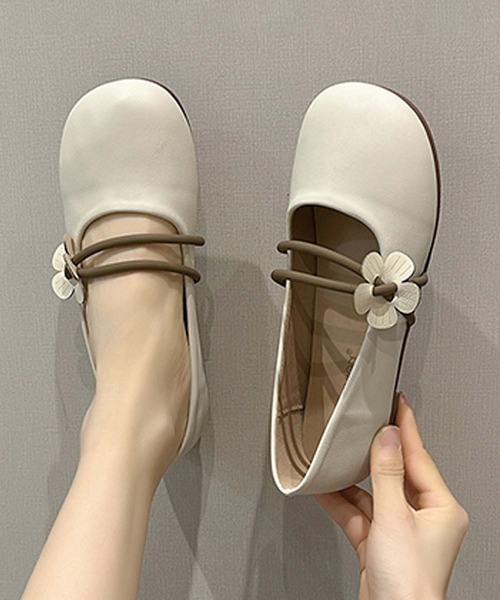 shoes365(シューズスリーシックスファイヴ)の「【shoes 365】フラワーデザインストラップフラットシューズ(スリッポン・レディース・オフホワイト/ベージュ・25.0cm/24.5cm/24.0cm/23.5cm/23.0cm/22.5cm)」の5枚目の写真
