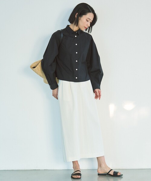 UNFILO(アンフィーロ)の「タックスカート(スカート・レディース・アイボリー系/ネイビー系/ピンク系・X-SMALL/SMALL/MEDIUM/LARGE)」の1枚目の写真