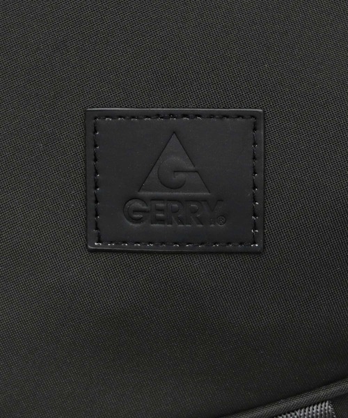 GERRY(ジェリー)の「撥水加工 スリングバッグ ワンショルダー ボディバッグ 大きめサイズ(ボディバッグ/ウエストポーチ・メンズ・ブラック・FREE)」の6枚目の写真