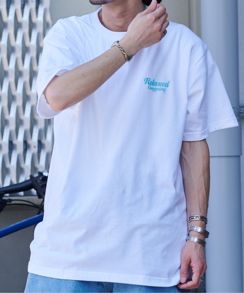 MODISH GAZE(モディシュガゼ)の「スモーキングガールRelaxed半袖Tシャツ(Tシャツ/カットソー・メンズ・ホワイト×グレー/ホワイト×ピンク/ブラック×パープル/ブラック×ブルー/ブラック×グリーン/ホワイト×ブルー・LARGE/X-LARGE/MEDIUM)」の8枚目の写真