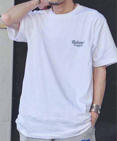 MODISH GAZE(モディシュガゼ)の「スモーキングガールRelaxed半袖Tシャツ(Tシャツ/カットソー・メンズ・ホワイト×グレー/ホワイト×ピンク/ブラック×パープル/ブラック×ブルー/ブラック×グリーン/ホワイト×ブルー・LARGE/X-LARGE/MEDIUM)」の18枚目の写真