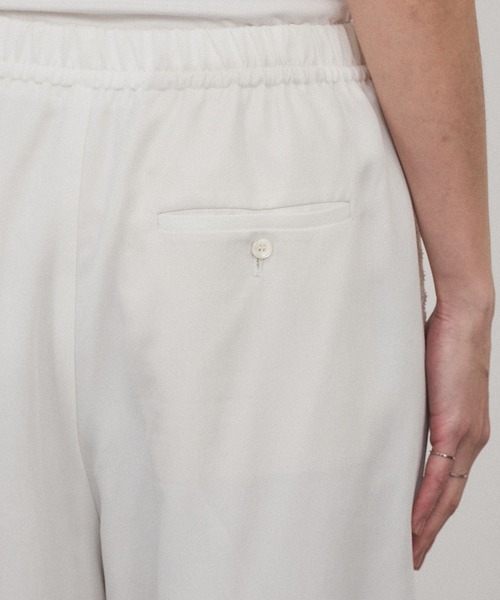 SALON adam et rope'（サロン アダム エ ロペ）の「サイドレースイージーリラックスパンツ（その他パンツ・レディース・ブラック/オフホワイト/ベージュ・S/M）」の11枚目の写真