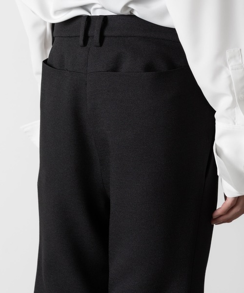 ato（アトウ）の「SLUB TWEED FLAIR PANTS（スラックス・メンズ・ブラック/ライトブラウン・44/46/48）」の12枚目の写真