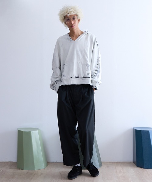 DISCOVERED（ディスカバード）の「DISCOVERED BLEACH PULL HOODIE（パーカー・メンズ・ブラック・1/3）」の8枚目の写真