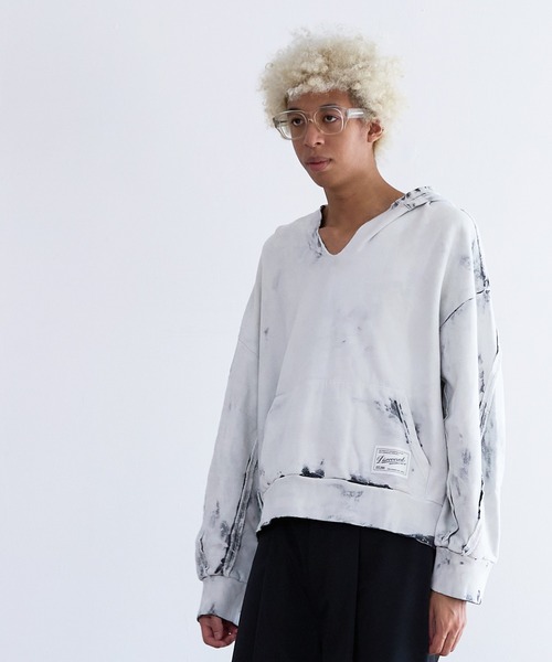 DISCOVERED（ディスカバード）の「DISCOVERED BLEACH PULL HOODIE（パーカー・メンズ・ブラック・1/3）」の7枚目の写真