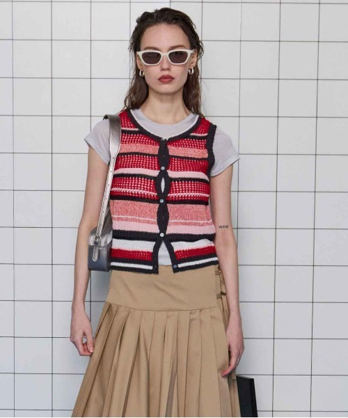 MAISON SPECIAL（メゾンスペシャル）の「2way Multi Border Tank Top/2WAYマルチボーダータンクトップ【MAISON SPECIAL/メゾンスペシャル】（ベスト・レディース・ブラック/ライム/ピンク・FREE）」の9枚目の写真