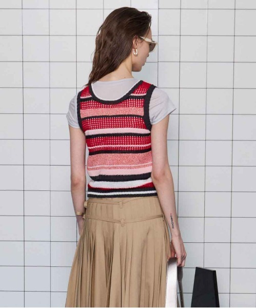 MAISON SPECIAL（メゾンスペシャル）の「2way Multi Border Tank Top/2WAYマルチボーダータンクトップ【MAISON SPECIAL/メゾンスペシャル】（ベスト・レディース・ブラック/ライム/ピンク・FREE）」の11枚目の写真