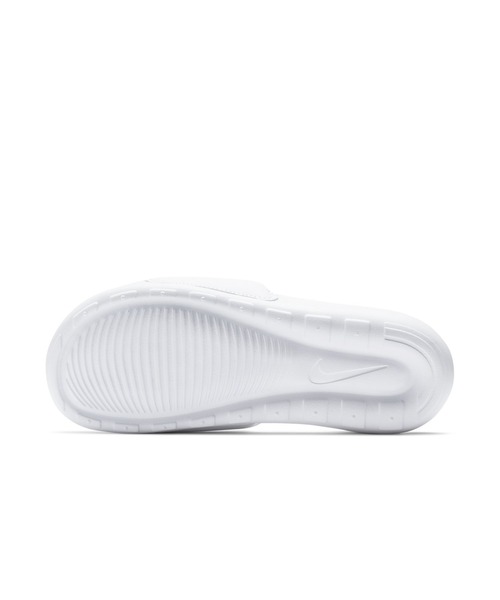 NIKE（ナイキ）の「ナイキ NIKE ナイキ VICTORI ONE スライド（サンダル・レディース・ホワイト×ブラック・23.0cm/24.0cm/25.0cm）」の4枚目の写真