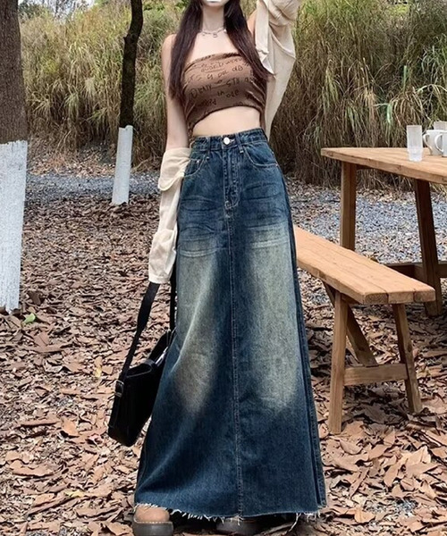 DEVICE（デバイス）の「切りっぱなし フリンジデニム セミフレア ロングスカート（デニムスカート・レディース・インディゴブルー・FREE）」の3枚目の写真