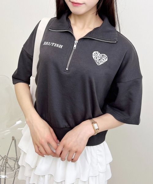 INGNI（イング）の「ハーフジップバック貼付ハートミニスウェットトップス（スウェット・レディース・チャコールグレー/ベージュ系その他3/ロイヤルブルー/ベージュ系その他4・M）」の18枚目の写真