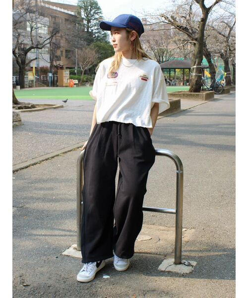 Ungrid（アングリッド）の「カーブシルエットスウェットパンツ（スウェットパンツ・レディース・ブラック/ライトグレー/アイボリー・FREE）」の10枚目の写真