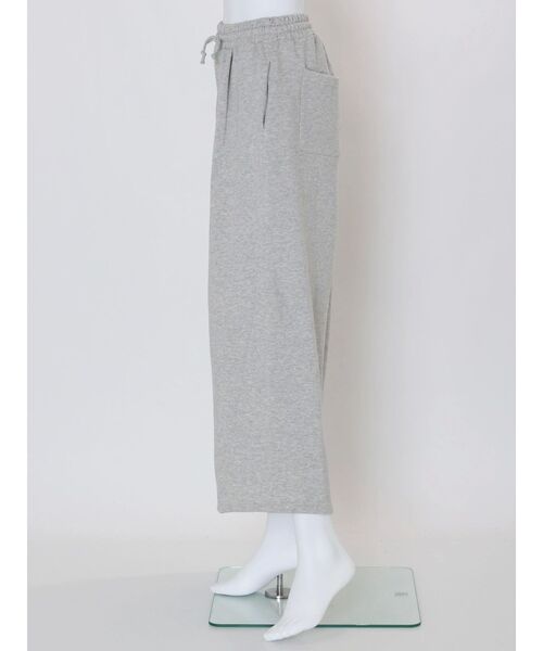 Ungrid（アングリッド）の「カーブシルエットスウェットパンツ（スウェットパンツ・レディース・ブラック/ライトグレー/アイボリー・FREE）」の15枚目の写真