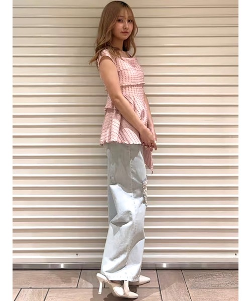 CALNAMUR（カルナムール）の「アシンメトリーヘムウェーブトップス（Tシャツ/カットソー・レディース・ブラック/ライトブルー/ピンク・FREE）」の5枚目の写真