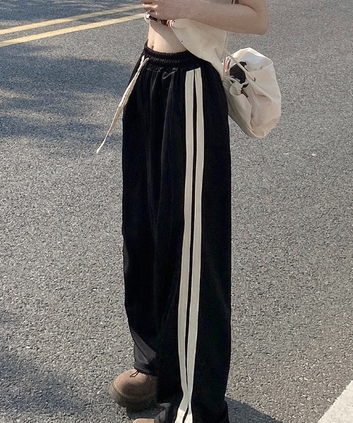 サイドラインスウェットストレートパンツ